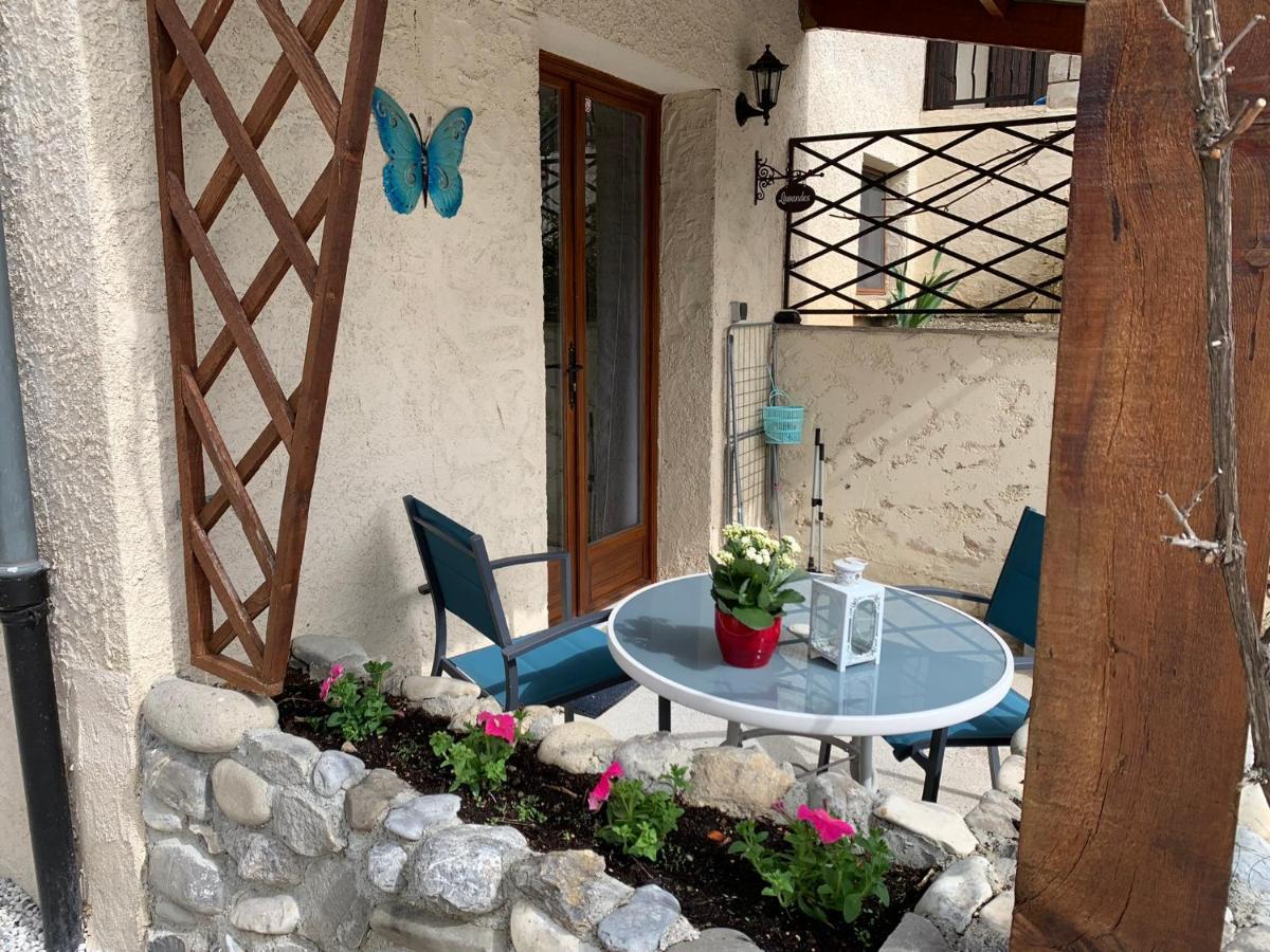 Maison Castellane Chambre D'Hotes B&B Exterior foto